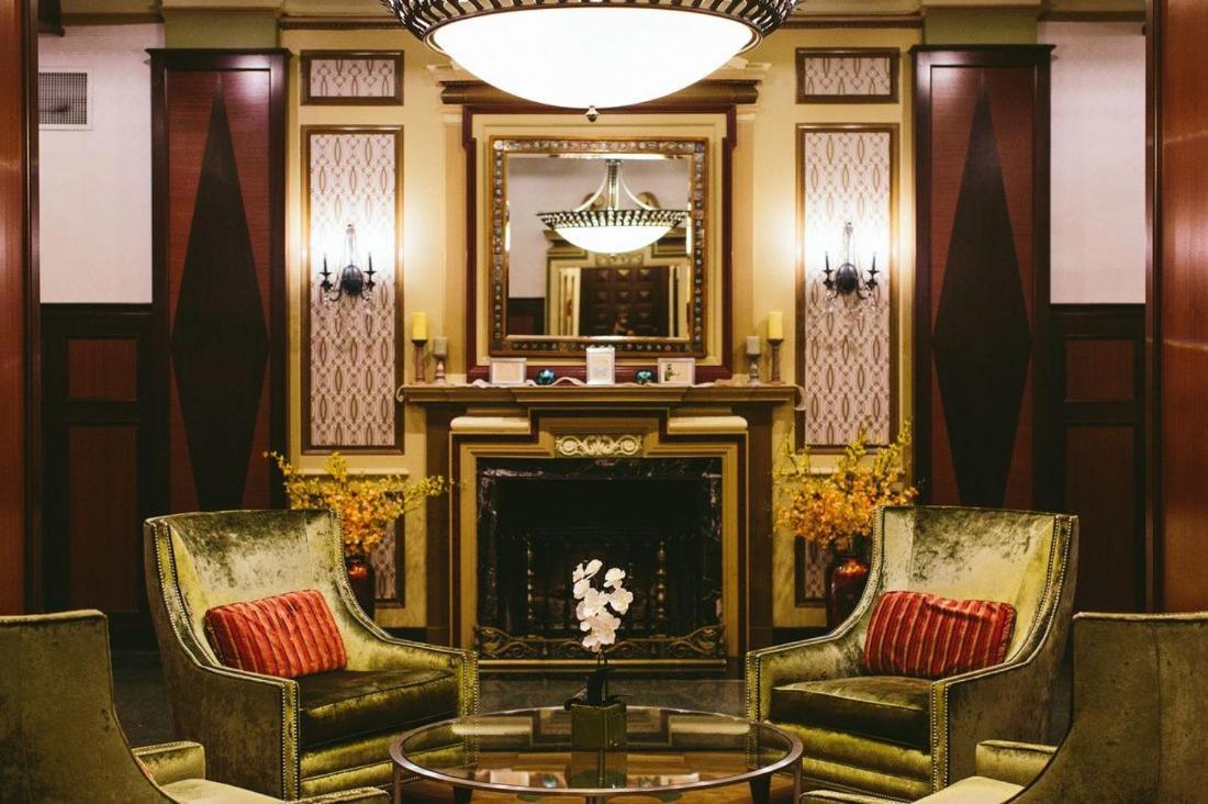 Carleton Of Oak Park Hotel Eksteriør billede
